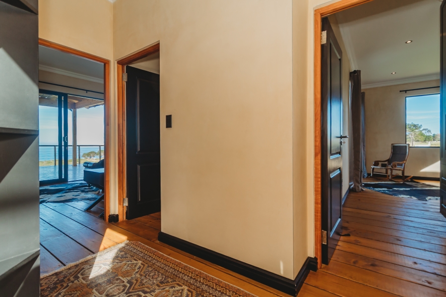 4 Bedroom Property for Sale in Hansmoeskraal A H Western Cape
